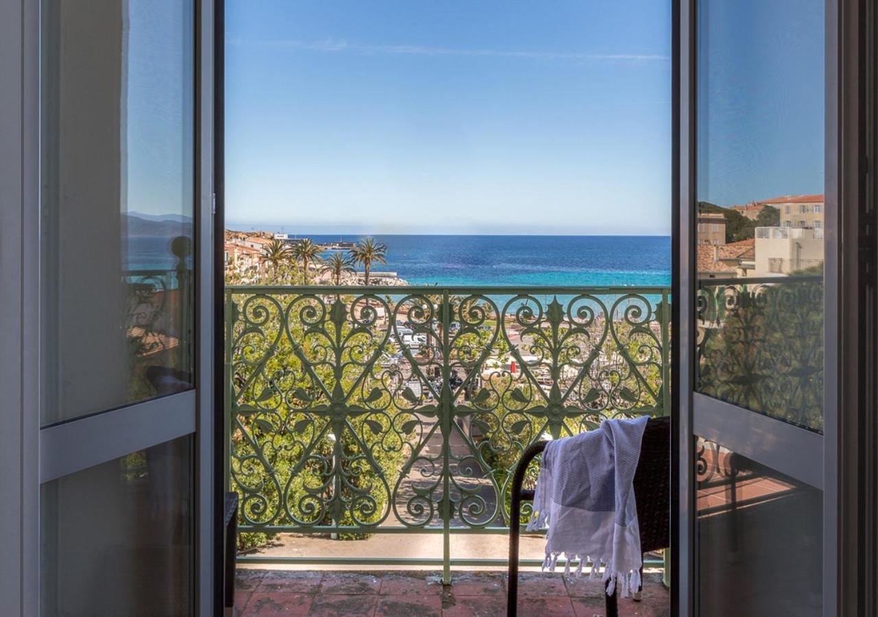 Langley Resort Napoleon Bonaparte LʼÎle-Rousse Buitenkant foto