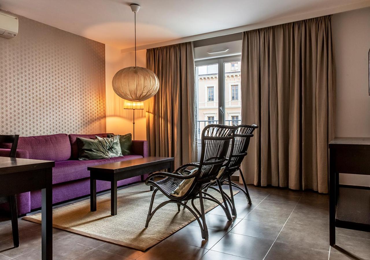 Langley Resort Napoleon Bonaparte LʼÎle-Rousse Kamer foto